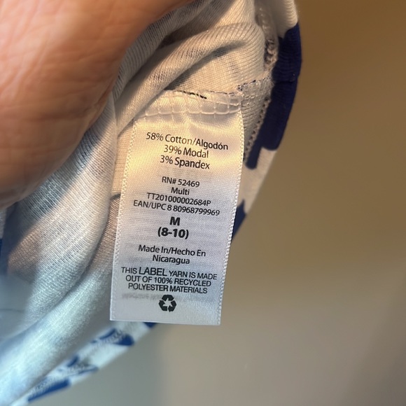 Absolutely Too Cute!!! Floral Top! Like New! - Picture 3 of 5